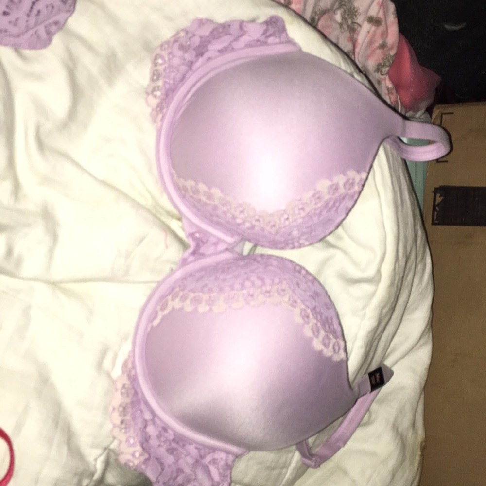 36 c Victoria secret bra